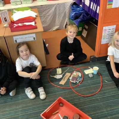 In Science this week we have enjoyed sorting materials and objects into their different properties.