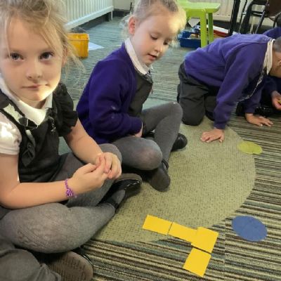 This week, we have continued to learn about ‘parts and ‘whole’ in our maths focus time.